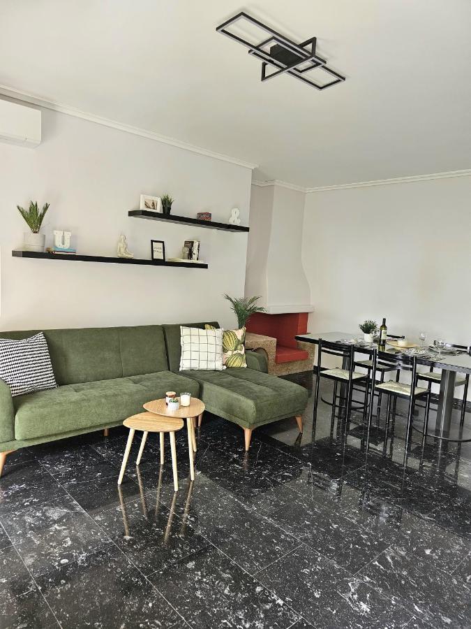 Modern Garden View Apt In Voula, Athens - Luxe Экстерьер фото